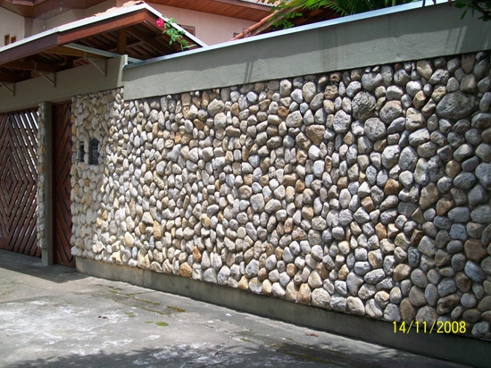 Limpeza de Pedras, Muros e Calçadas